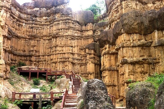 1 Day Private Tour Doi Inthanon And Phachor Canyon - What $159.68 per person buys you