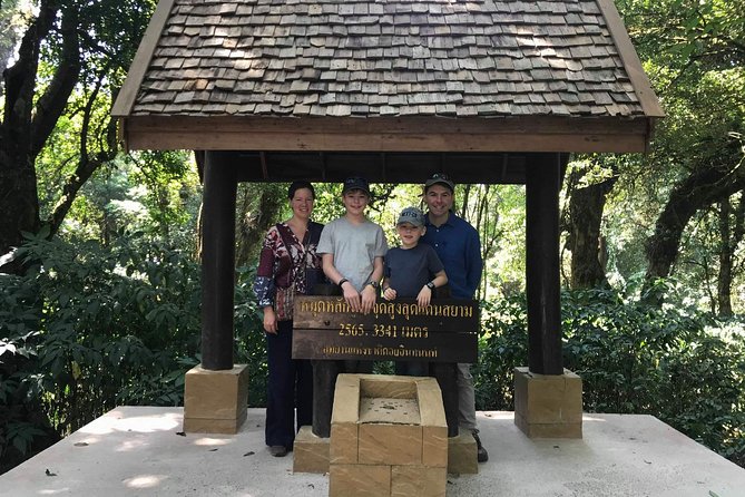 1 Day Private Tour Doi Inthanon And Phachor Canyon - The King and Queen pagodas at Doi Inthanon