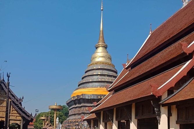 1 day Private Tour to Unseen Temple in Lampang - Lunch and the practical value of a private vehicle