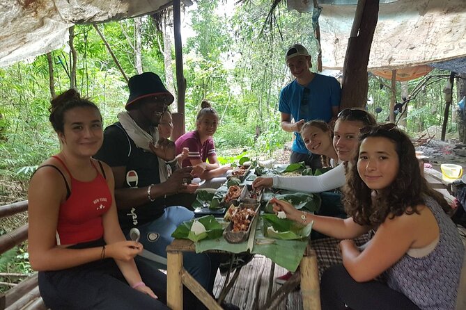 1 Day Trekking in Chiang Mai - The guides and the tone of the day
