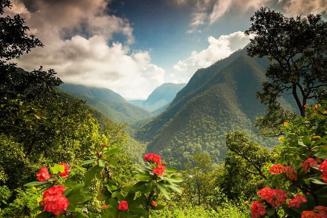 10 Day Motorcycle Tour (Amazing Thailand) from Chiang Mai - Why this northern Thailand route works so well