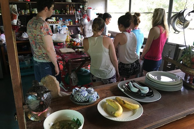 2 days 1 night: Explore Countryside and exclusive Homestay. - Doi Suthep delivers the big Chiang Mai view