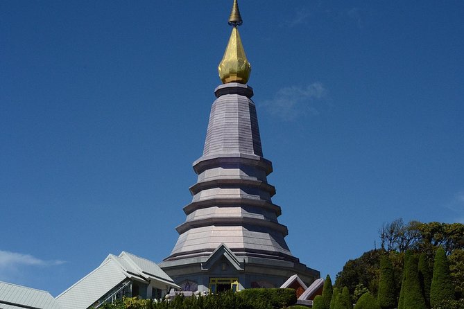 4 days Package Northern Charms. - Day Three: Chiang Rai’s White Temple and the Golden Triangle