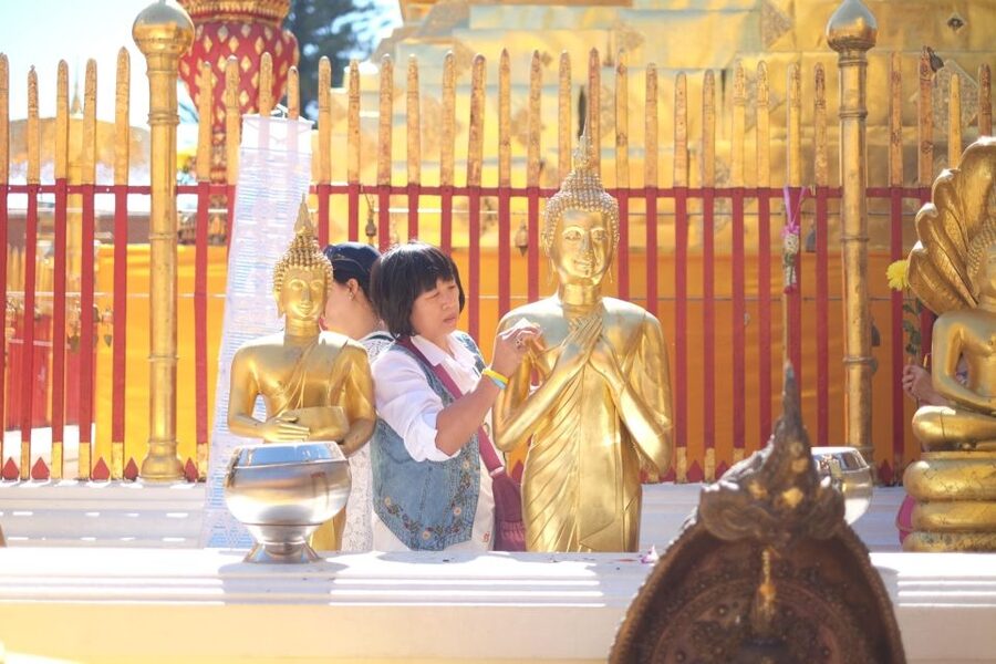4-Hour Doi Suthep & Hmong Hill Tribe Village from Chiang Mai - Should you book this Doi Suthep tour?