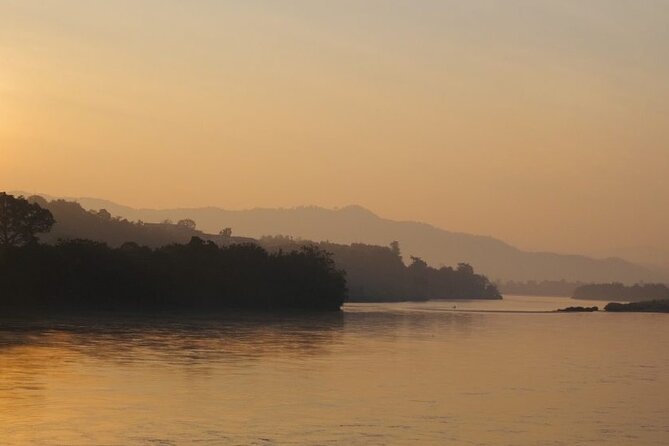 6 Days Golden Triangle Loop from Chiang Mai - Day 5: Ban Rak Thai and Mae Hong Son