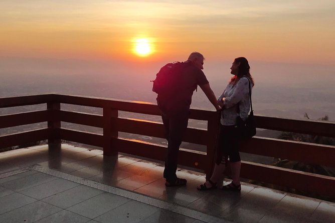A must: Serene Sunrise, temple at dawn to beat the crowd & Alms to monks - Key points at a glance