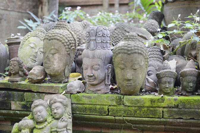 A must: Serene Sunrise, temple at dawn to beat the crowd & Alms to monks - Why the 5:00 am start is worth it