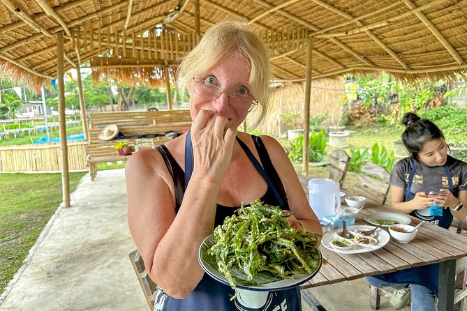 Aroidee’s Farm-Fresh Thai Cooking Experience - Finishing with mango sticky rice