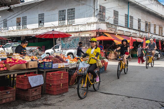 Authentic Chiang Mai 4-Hour Bicycle Tour with Northern Food - Riding through local communities instead of checking off sights