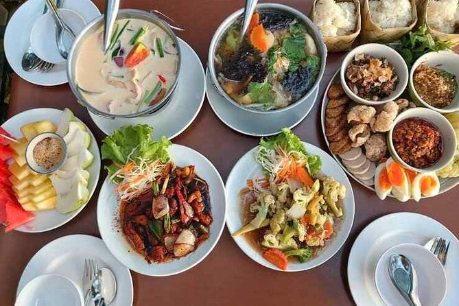 Authentic Chiang Mai 4-Hour Bicycle Tour with Northern Food - Starting at 2 pm near Kotchasarn Lane