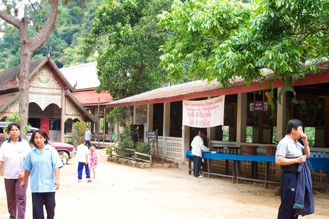 Authentic Mae Kham Pong Village Cultural Experience - Mae Kampong Waterfall in 20 Minutes