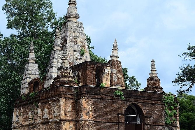 Best of Chiangmai day trip Temples and Sticky waterfall - The guide can shape the day