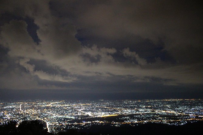 Best seller!! Amazing Night tour, Doi Suthep + Wat umong - Top Must visit! - Why these two temples work so well at night