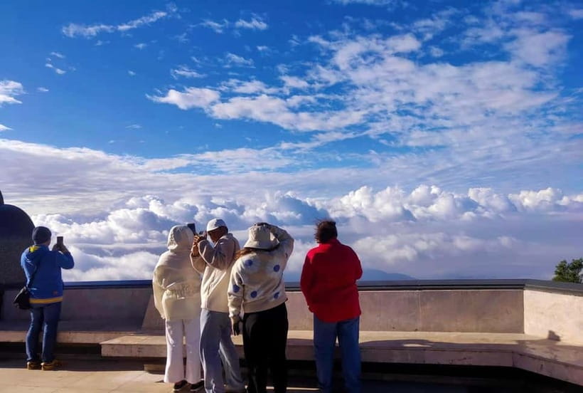Chang Mai: Doi Inthanon Day Tour w/Waterfalls & Hilltribes - The guides make a real difference