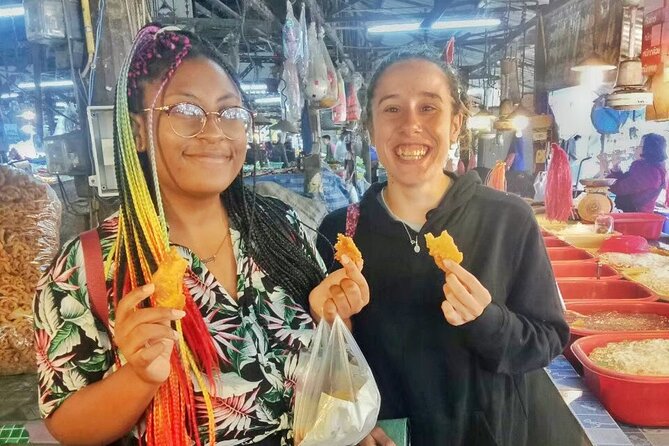 Chiang Dao Cave Trekking Small Group Tour – Full Day - The lantern route through the darker passages