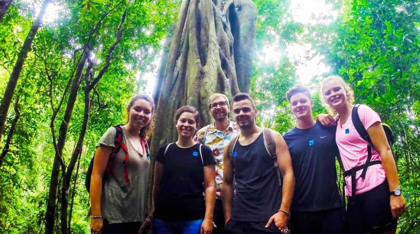 Chiang Mai: 7-Hour Doi Suthep National Park Summit Hiking - Wat Phra That Doi Suthep and the first big views