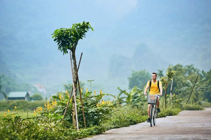 Chiang Mai Bicycle: Into The Lanna Countryside Guided Tour - Leaving Chiang Mai for the Lanna countryside