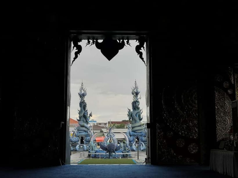 Chiang Mai: Chiang Rai Temples and Long-Neck Karen Village - Who will get the most from this Chiang Rai day trip