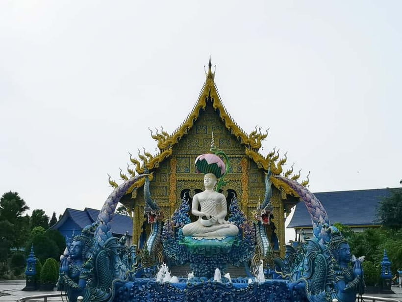 Chiang Mai: Chiang Rai Temples and Long-Neck Karen Village - The Blue Temple brings color and calm
