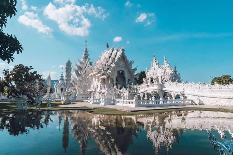 Chiang Mai: Chiang Rai Temples & Black House Discovery Tour - Mae Kachan Hot Spring: a short pause, not a bathing stop