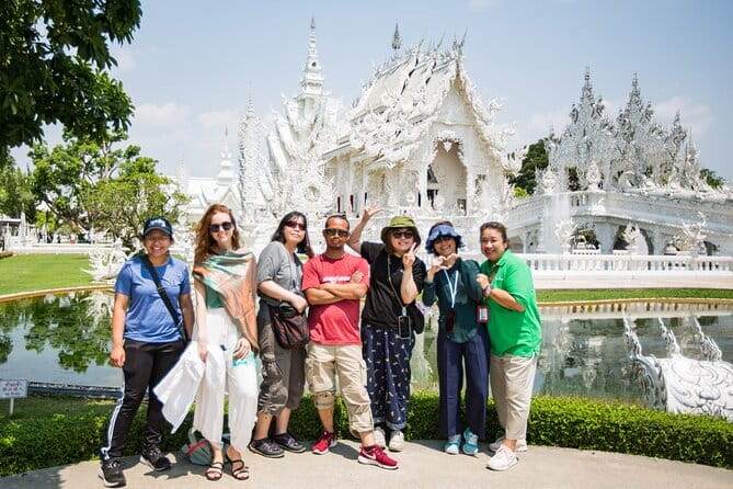 Chiang Mai Chiang Rai Temples Tour with Premium Transfer - A long day with Chiang Rai’s most unusual temples