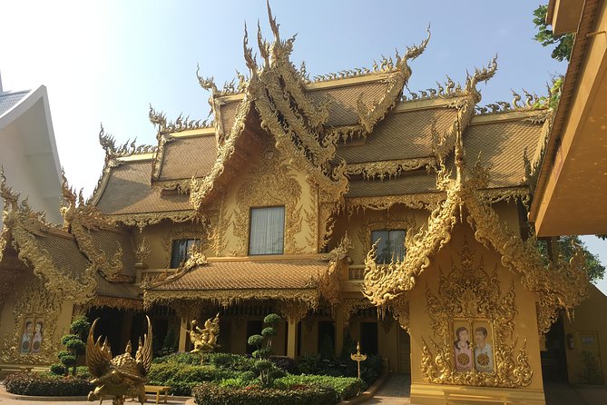 Chiang Mai-Chiang Rai:White+Black+Blue Temple+Golden Triangle+Boat Trip - The Black House, an arresting change of mood