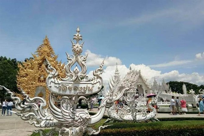Chiang Mai-Chiang Rai: White Temple-Black Museum-Blue Temple - Mae Khachan Hot Spring gives the road trip a pause