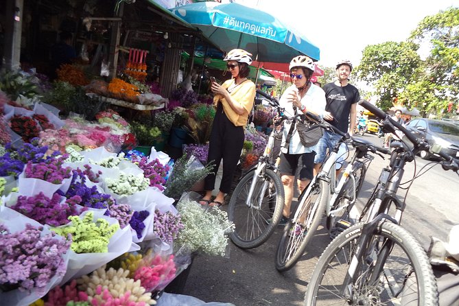 Chiang Mai City Culture Half-Day Cycling Tour - A Chinese community and Chiang Mai’s market life
