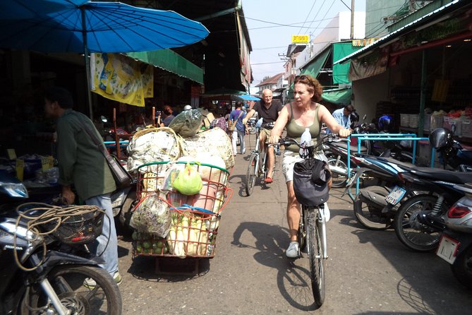 Chiang Mai City Culture Half-Day Cycling Tour - What the $46.98 price really covers