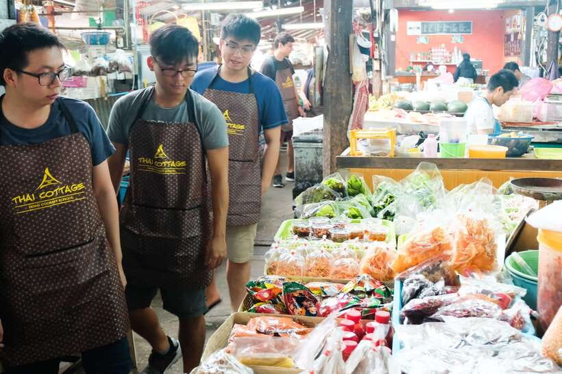 Chiang Mai: Cooking Class, Market & Thai Herbs Garden Tour - The organic kitchen garden setting