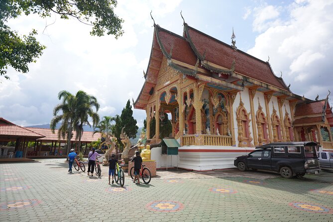 Chiang Mai: Cycling Nam Phare Countrysides, Breezy-Relax & Lunch - Lunch beside the Mae Wang River