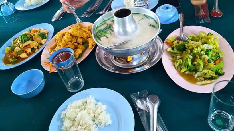 Chiang Mai:Doi Inthanon National Park & Hike at Kew Mae Pan - Wachirathan Waterfall closes the route