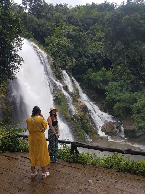 Chiang Mai: Doi Inthanon Park Day Trip with Kiw Mae Pan Hike - What to pack for high mountain weather