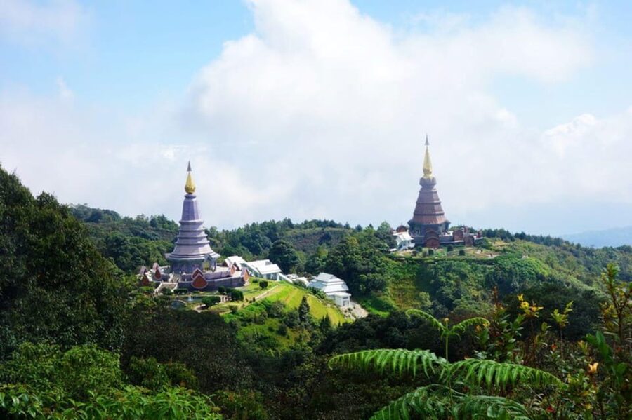 Chiang Mai: Doi Inthanon Park with Kew Mae Pan Hike Day Trip - Guides, group rhythm, and the value of organization