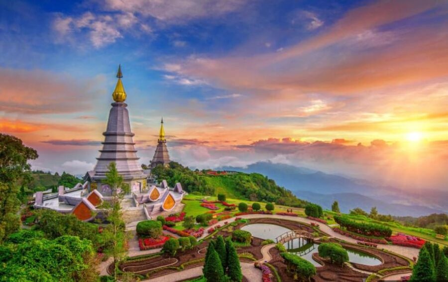 Chiang Mai: Doi Inthanon Park with Kew Mae Pan Hike Day Trip - Hiking the 2.78-kilometer Kew Mae Pan trail