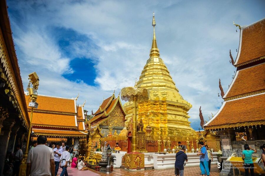 Chiang Mai: Doi Suthep and Hmong Village Half-Day Tour - The Hmong village visit