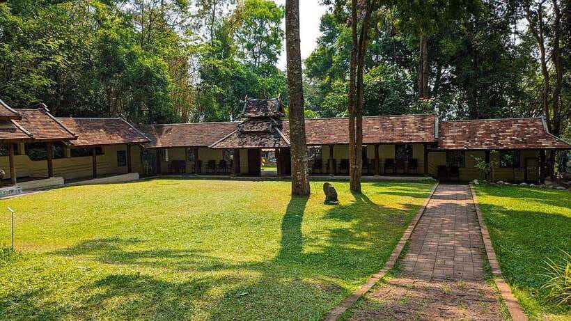 Chiang Mai: Doi Suthep and Wat Pha Lat Temple Evening Tour - Practical tips for a smoother visit