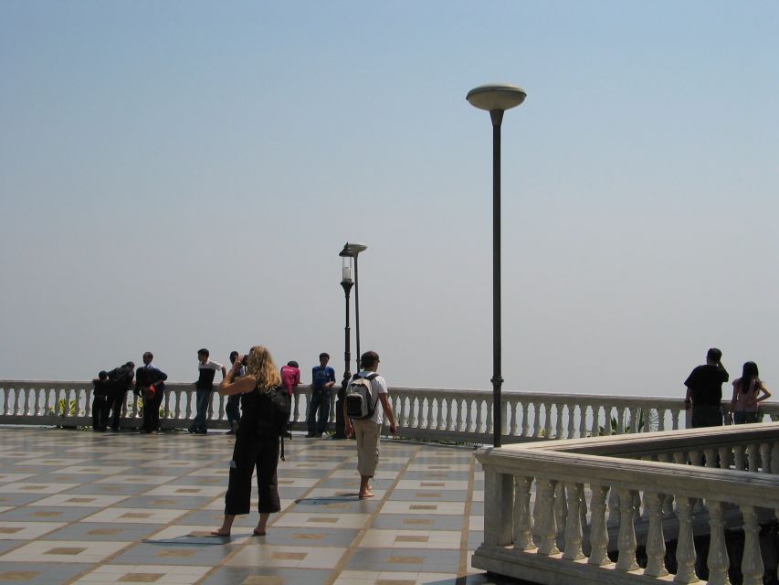 Chiang Mai: Doi Suthep National Park Leisure Hiking & Biking - Wat Phra That Doi Suthep is the cultural center