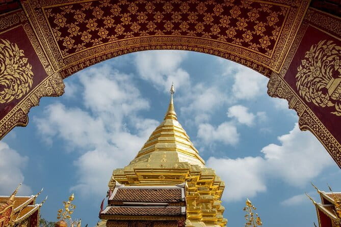 Chiang Mai Doi Suthep Temple and Wat Pha Lat Hike - Two Temples, One Mountain