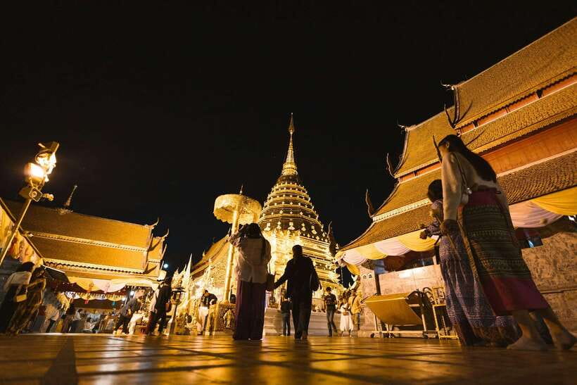 Chiang Mai: Doi Suthep & Wat Umong OR Wat Pha Lat Night Tour - Wat Umong brings tunnels and forest quiet