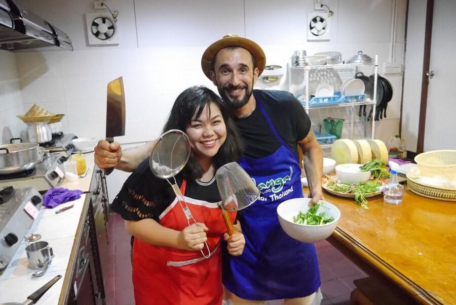 Chiang Mai: Evening Cooking Class and Local Market Visit - Key points to know before booking