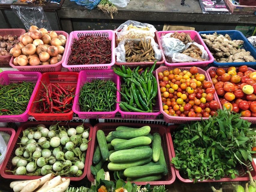 Chiang Mai: Evening Cooking Class and Local Market Visit - Timing, group size, and the pace of the evening