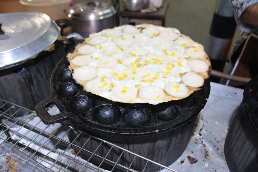 Chiang Mai: Evening Local Street Food Market Tour - Why this Chiang Mai street food tour works