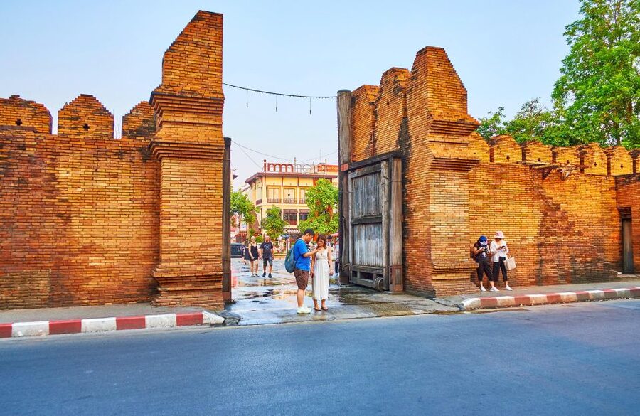 Chiang Mai: Exploration of Old City by Private Tuk-Tuk - Pickup details and avoiding a missed start
