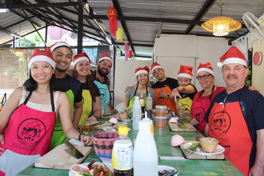 Chiang Mai: Half Day Evening Cooking Class with Market Tour - Timing, transport, and practical value