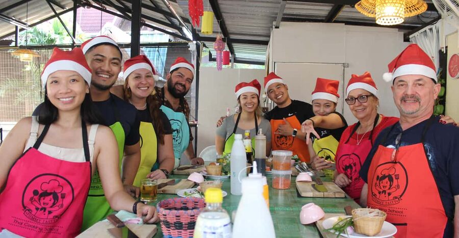Chiang Mai: Half Day Morning Cooking Class with Market Tour - Starting the morning with Kad Kom Market