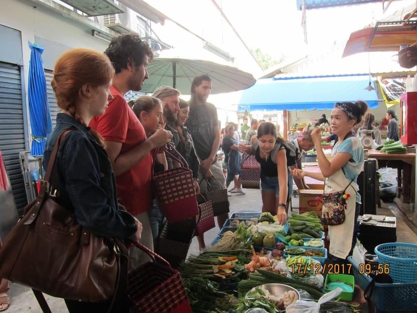 Chiang Mai: Half Day Morning Cooking Class with Market Tour - Who should book this cooking class?