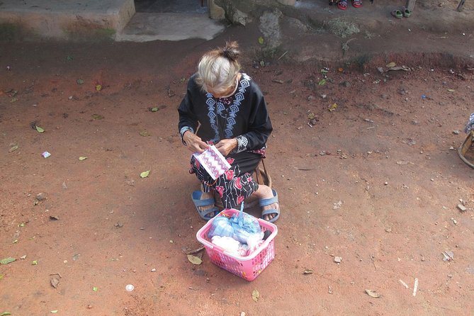 Chiang Mai : Hill Tribe Ways & Evening Chanting at Doi Suthep Temple Small Group - Should you book the Doi Suthep evening tour?