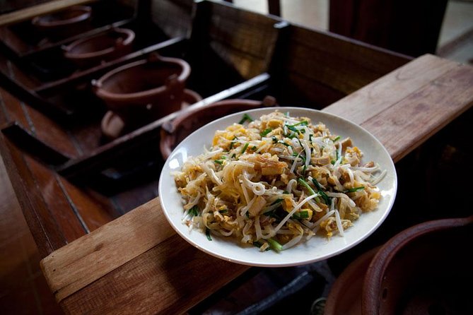 Chiang Mai Home Cooking Class with Garden Tour & Hotel Transfers - A Few Practical Limits to Keep in Mind