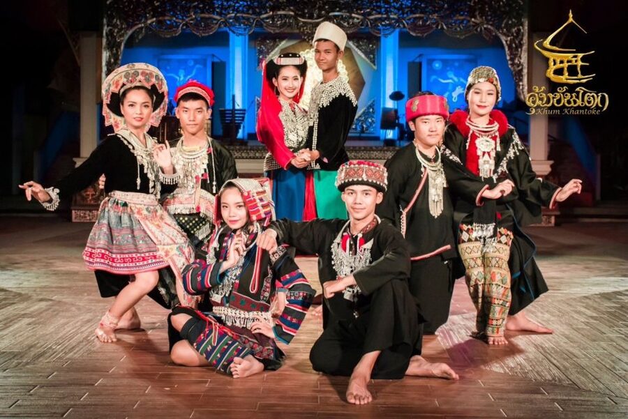 Chiang Mai: Khum Khantoke Northern Thai Cuisine and Show - Floor seating and comfort at the low tables
